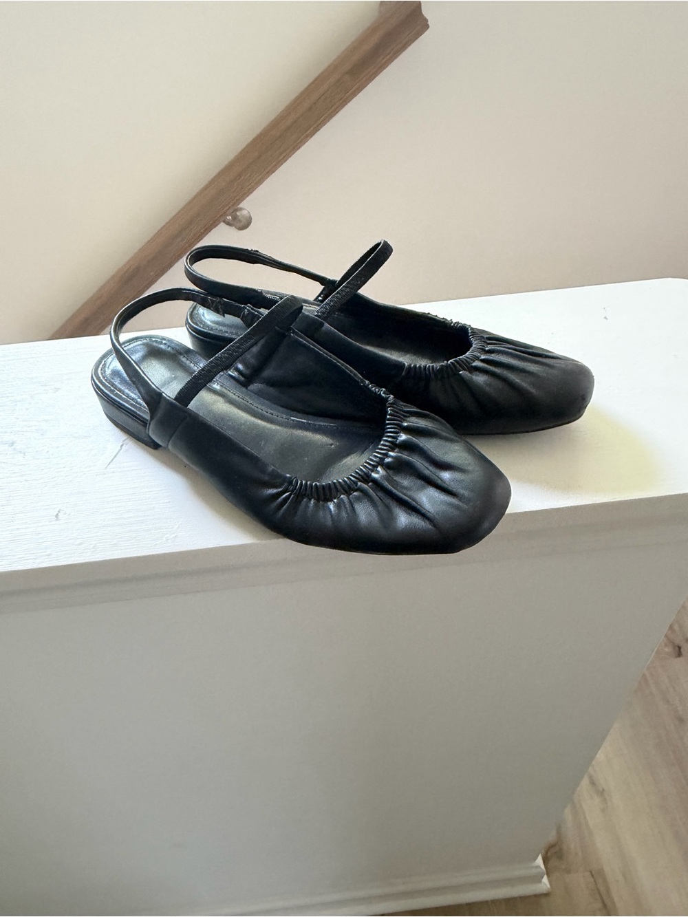 DOLCE VITA Tyla Black Slingback Ruched Ballet Flats
